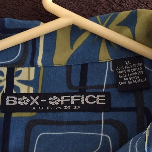 BOX - OFFICE ISLAND men shirts size XL - Picture 4 of 4